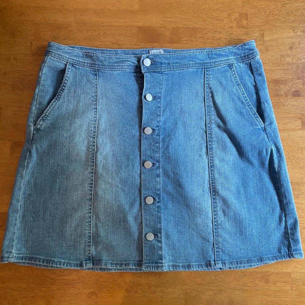 NWOT Size 18 A New Day denim mini skirt